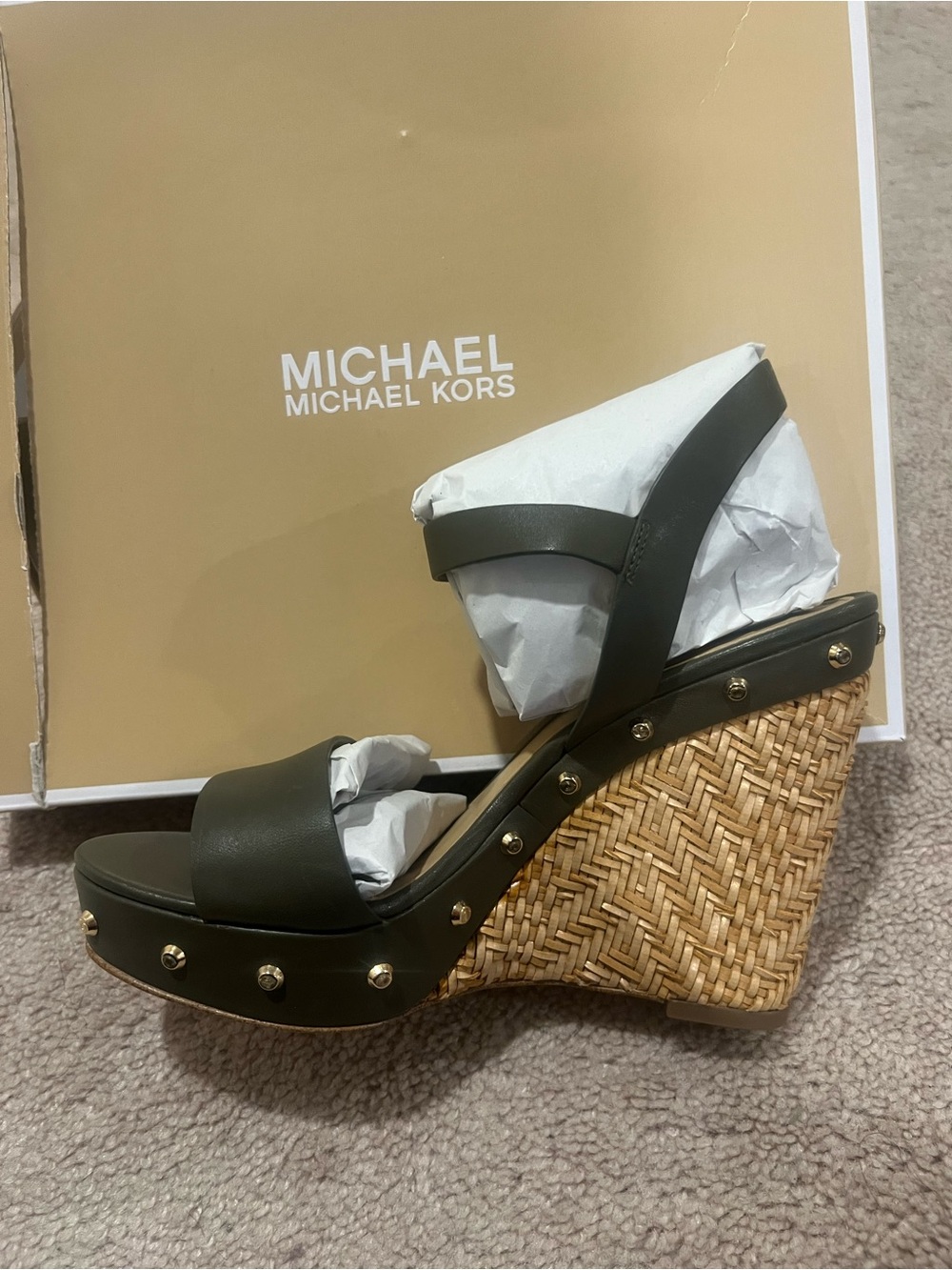 Michael Kors Ellen wedges size 7- new with box